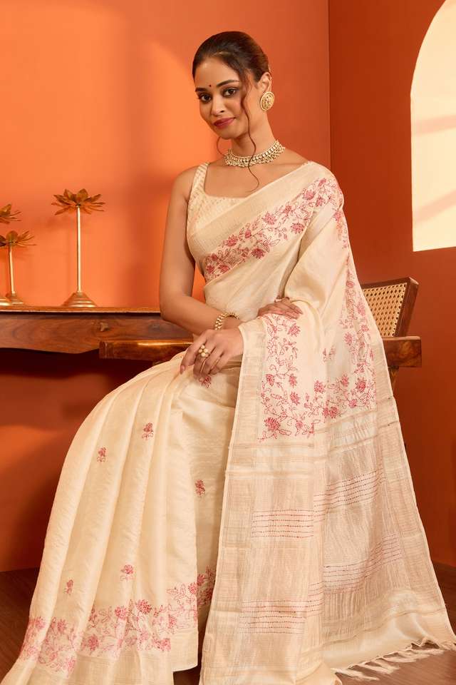 Off White Bengal Pure Tussar Silk Kantha Embroidered Saree image number
