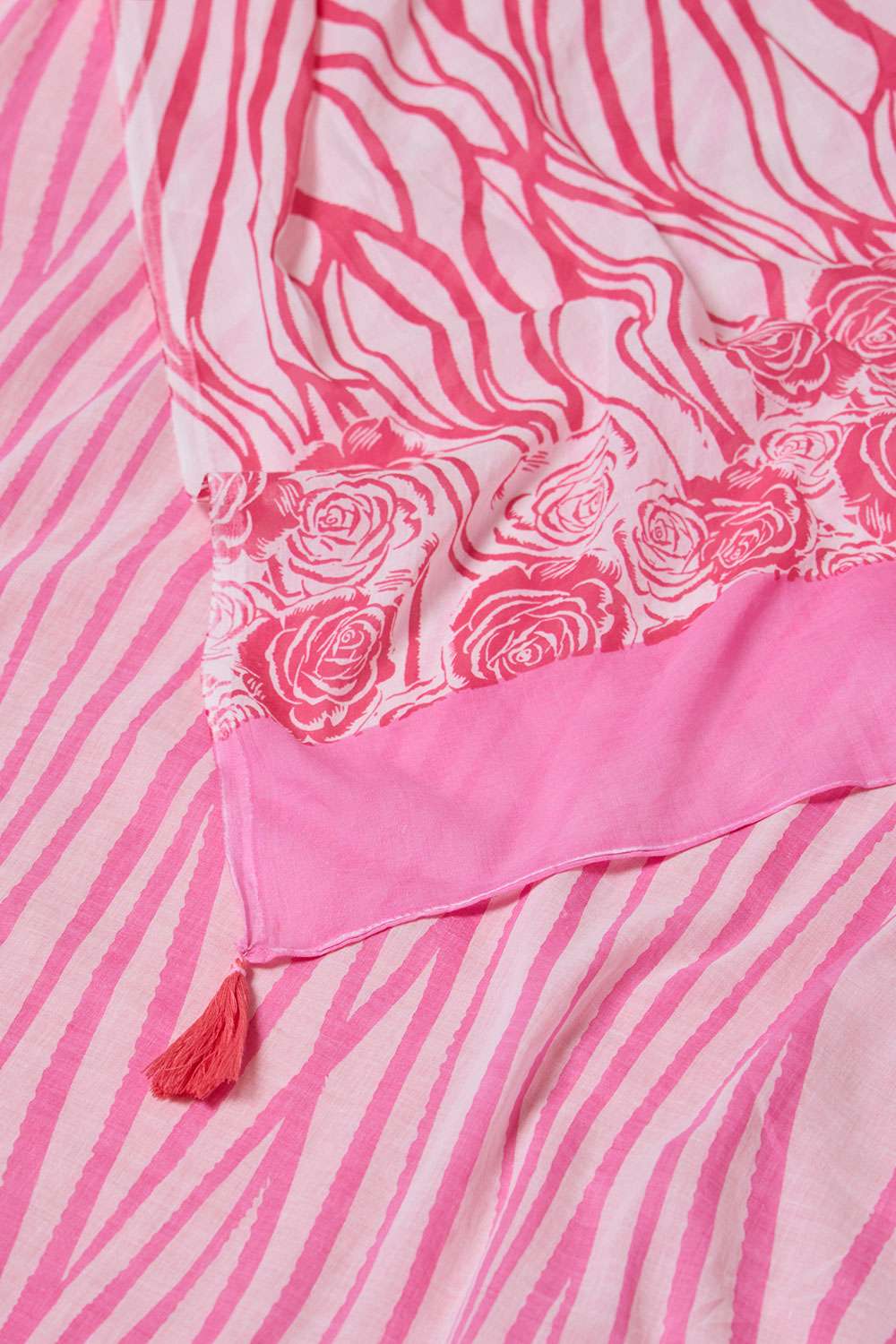 Light Pink Screen Printed  Bengal Pure Cotton Saree image number null