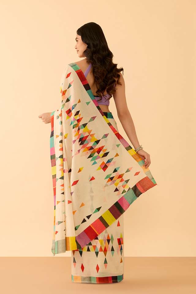 Off White Printed Pure Cotton Saree thumbnail image number null
