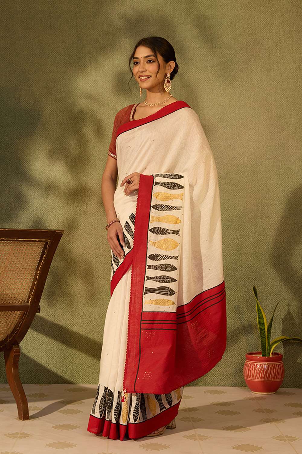 Off White Block Printed Pure Silk Linen Saree image number null