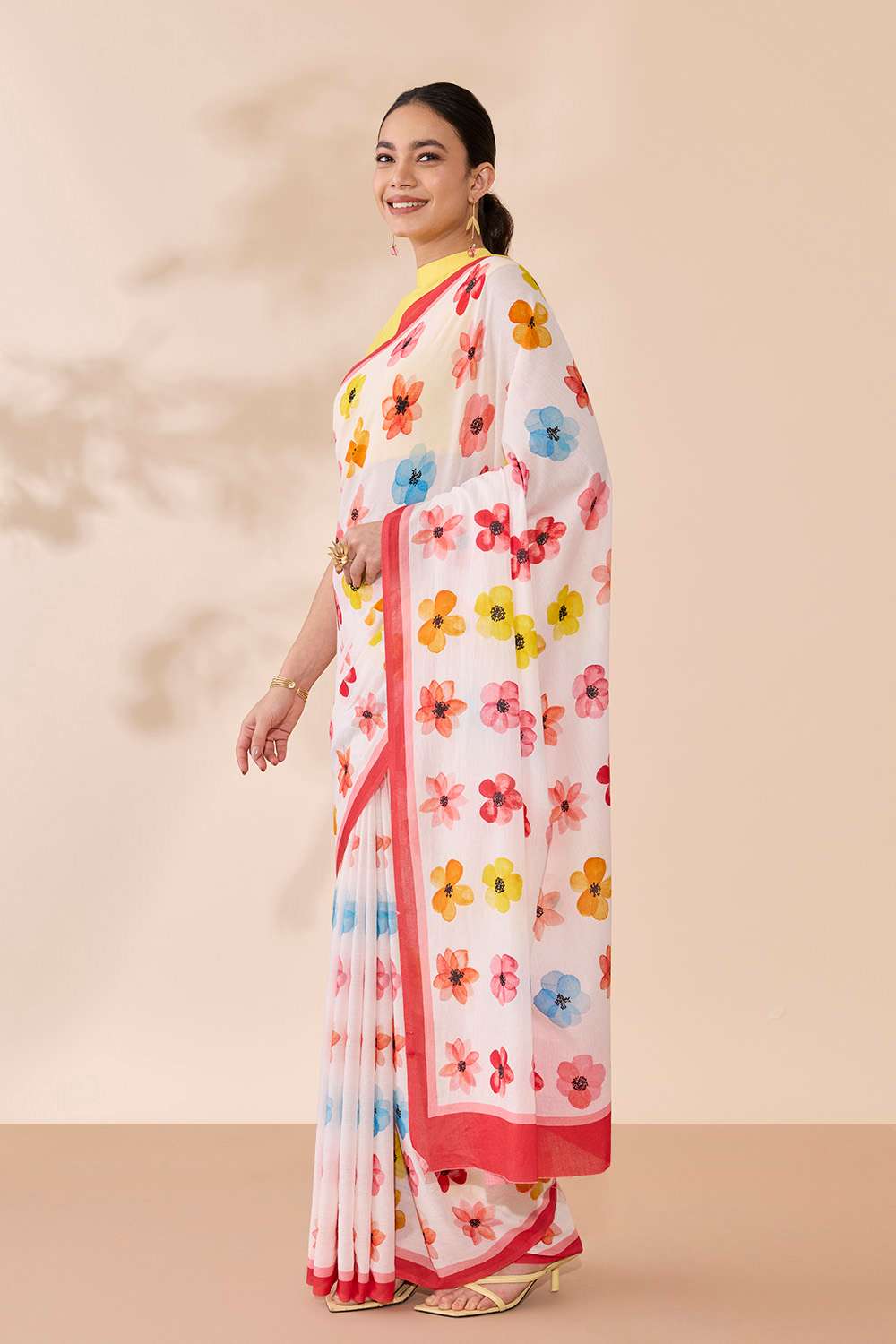 Off White Printed Pure Cotton Saree image number null