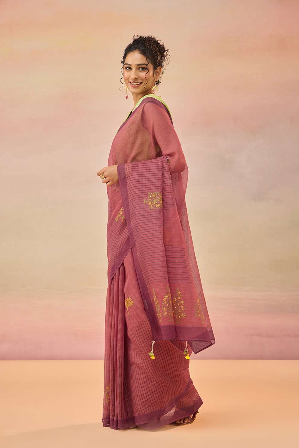 Light Red Bengal Pure Kota Hand Painted Saree image number null