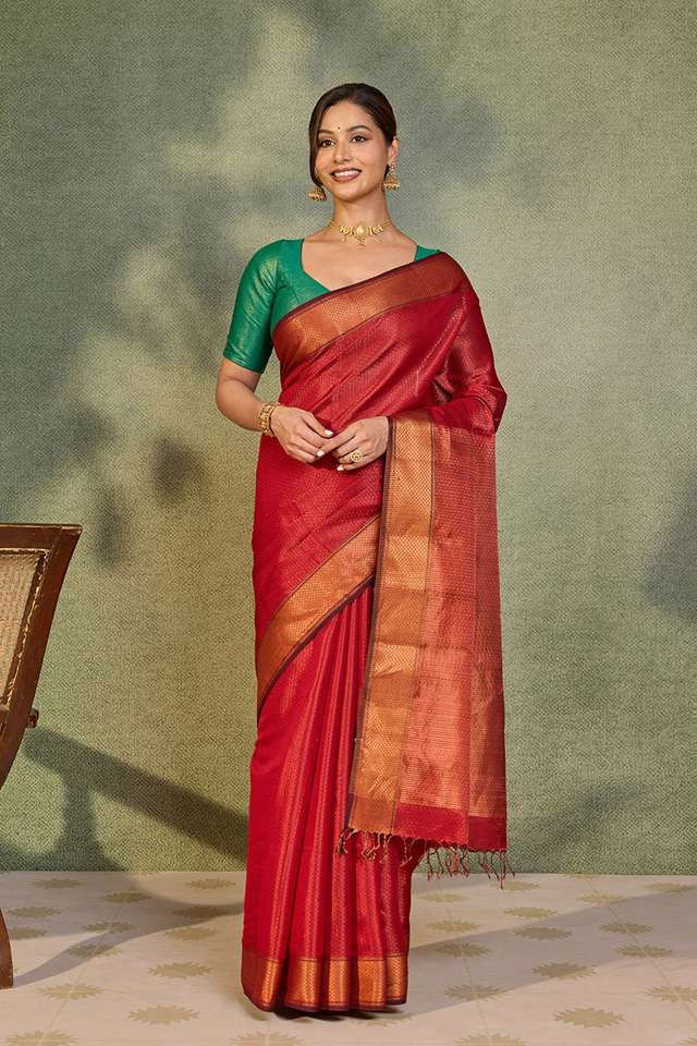 Red Brocade Pure Silk Cotton Maheshwari Saree thumbnail image number null