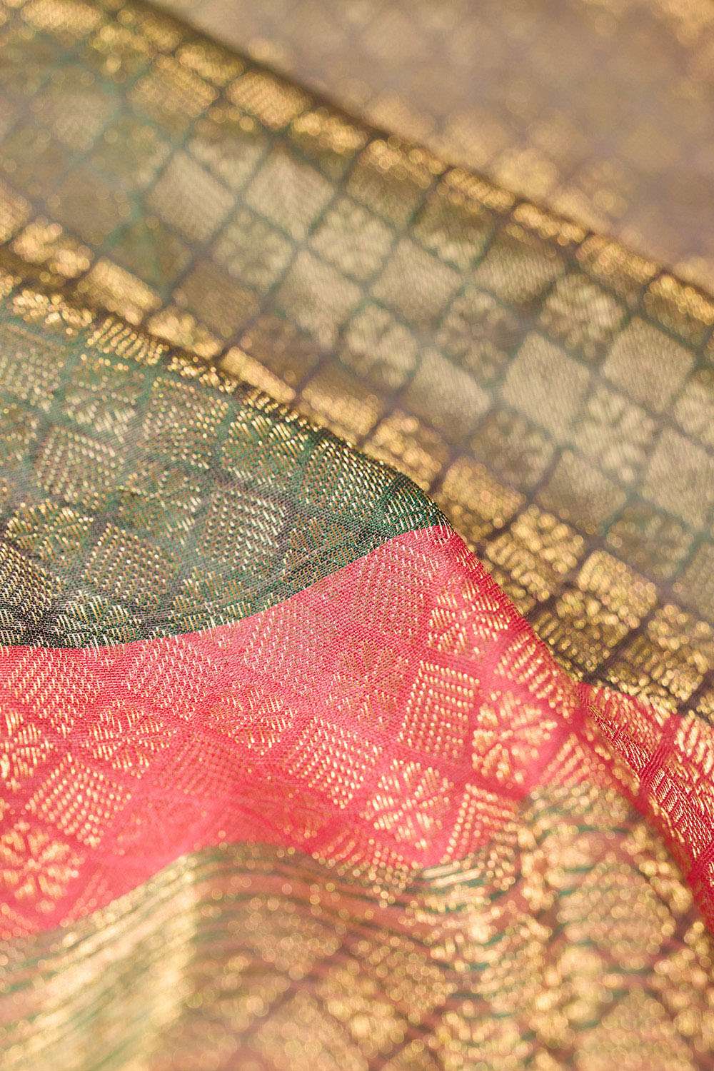 Pink Brocade Pure Silk Cotton Maheshwari Saree image number null