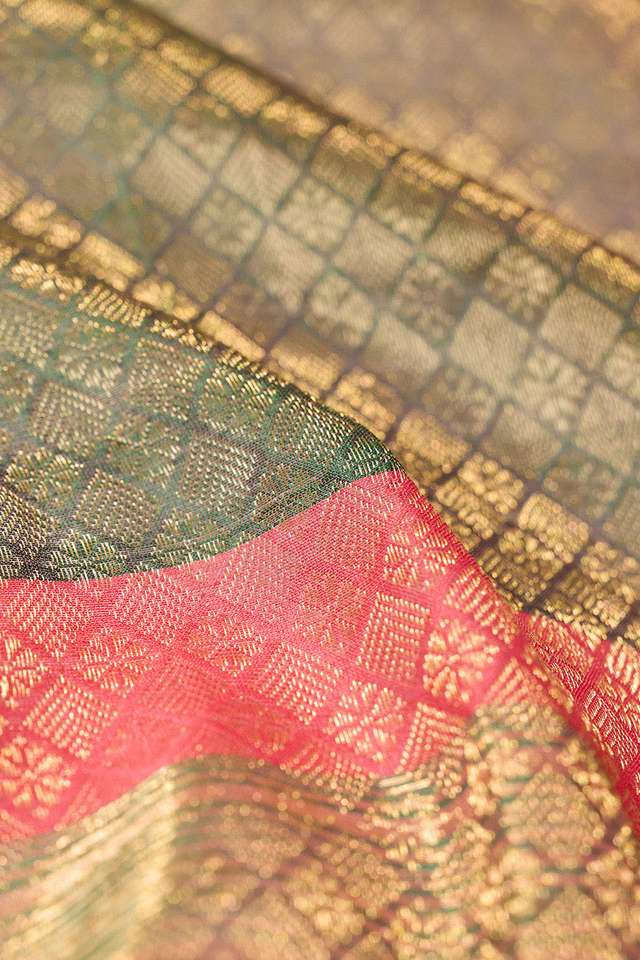 Pink Brocade Pure Silk Cotton Maheshwari Saree thumbnail image number null