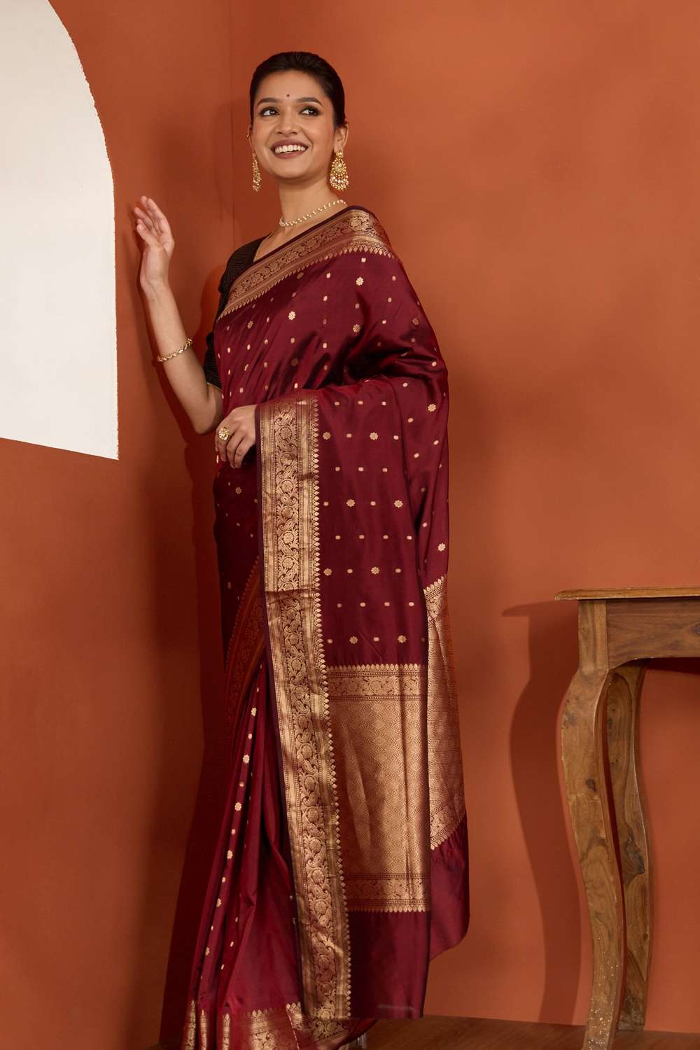 Dark Red Silk Viscose Cutwork Banaras Inspired Design Saree image number null