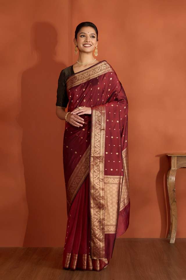 Dark Red Silk Viscose Cutwork Banaras Inspired Design Saree thumbnail image number null