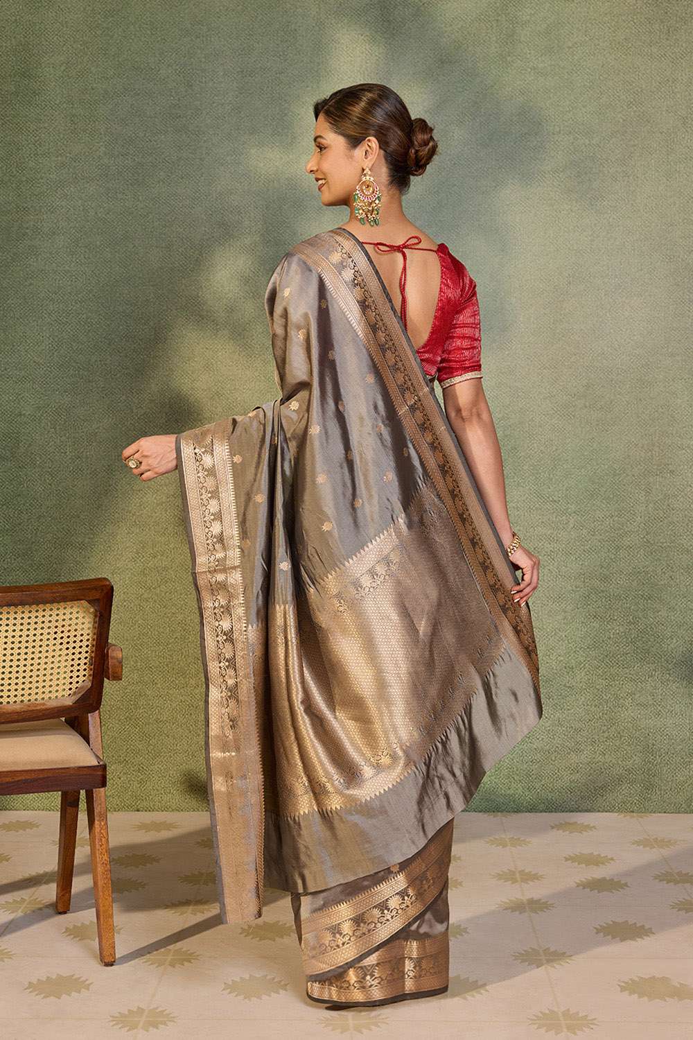 Grey Silk Viscose Kadwa Banarasi Saree image number null