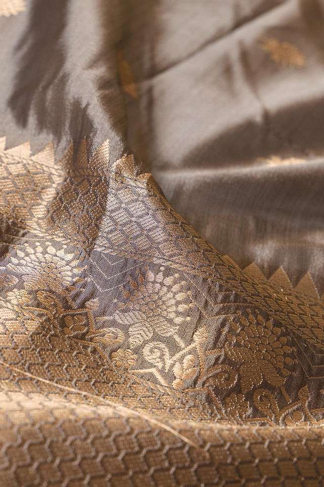 Grey Silk Viscose Kadwa Banarasi Saree thumbnail image number null