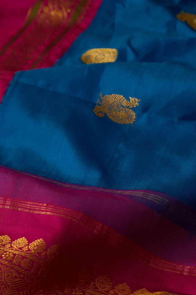 Blue Pure Silk Woven Kanjivaram Saree thumbnail image number null