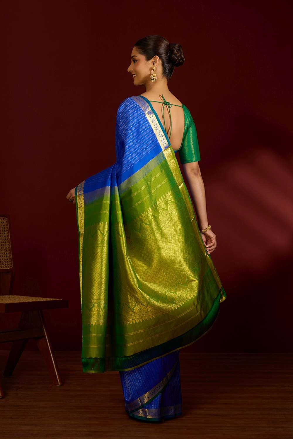 Blue Pure Silk Woven Kanjivaram Saree image number null