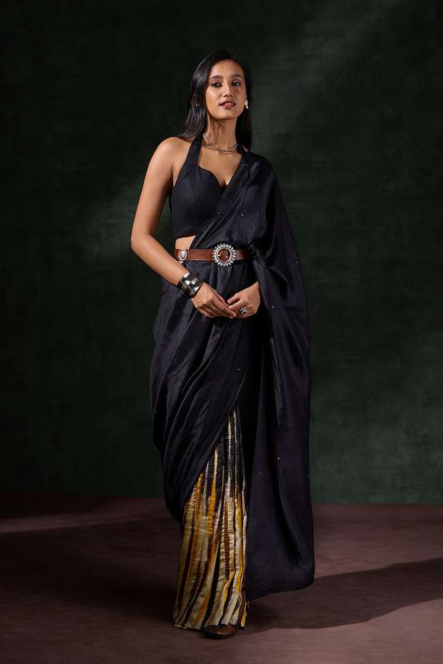 Black Bengal Silk Hand Painted Saree thumbnail image number null