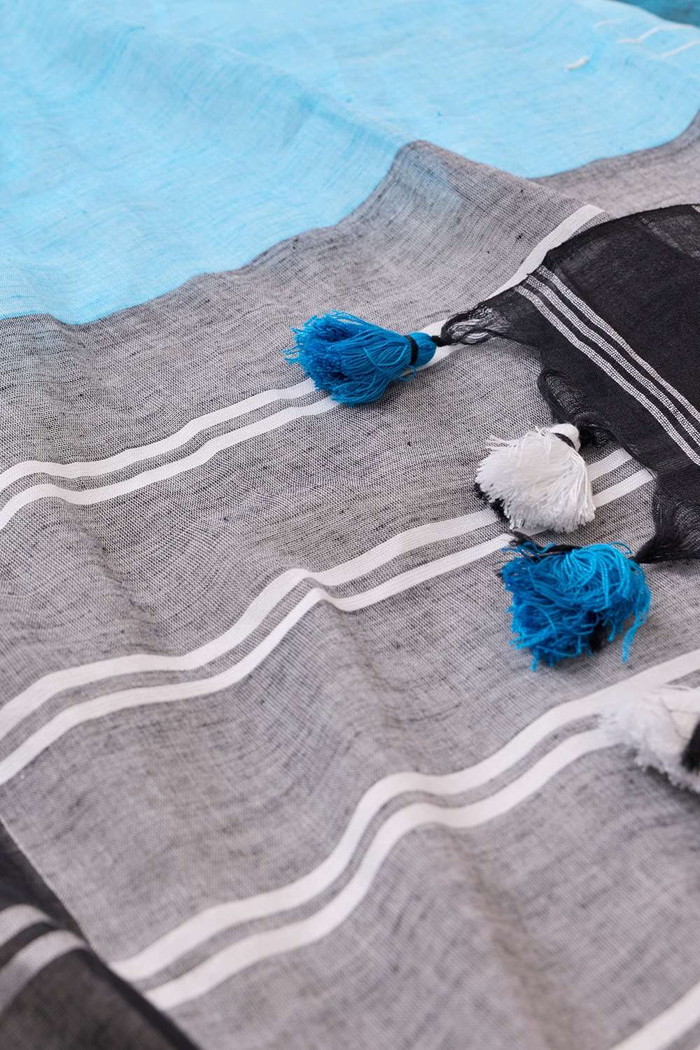 Blue Bengal Pure Cotton Jamdani Saree image number null