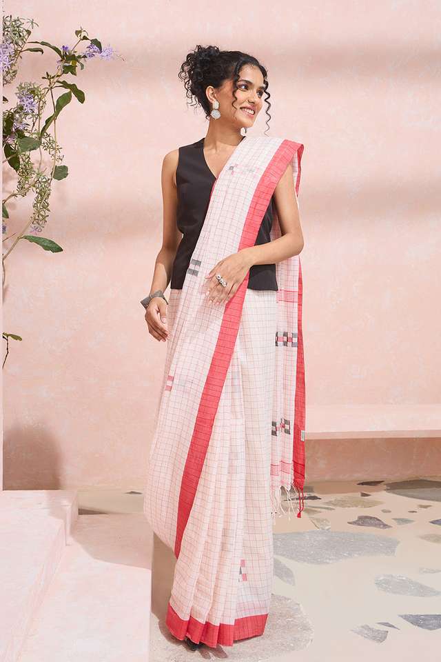 Off White Bengal Pure Cotton Jamdani Saree image number