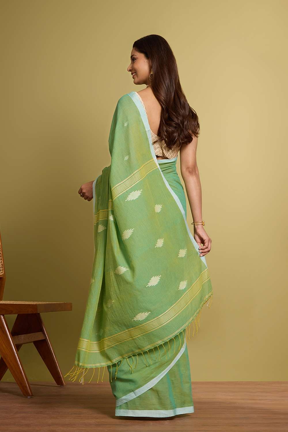 Green Pure Cotton Jamdani Saree image number null