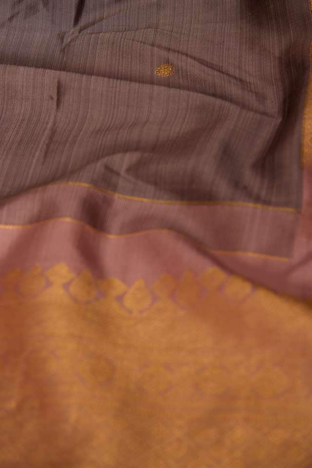 Brown Pure Silk Woven Kanjivaram Saree thumbnail image number null