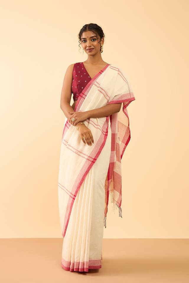 Off White Bengal Pure Cotton Jamdani Saree thumbnail image number null