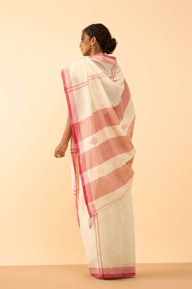 Off White Bengal Pure Cotton Jamdani Saree thumbnail image number null