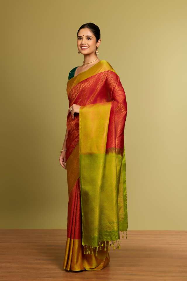 Red Woven Soft Pure Silk Saree thumbnail image number null