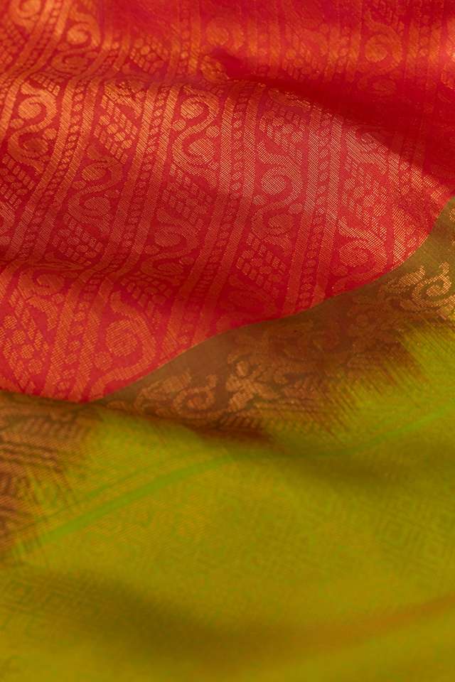 Red Woven Soft Pure Silk Saree thumbnail image number null