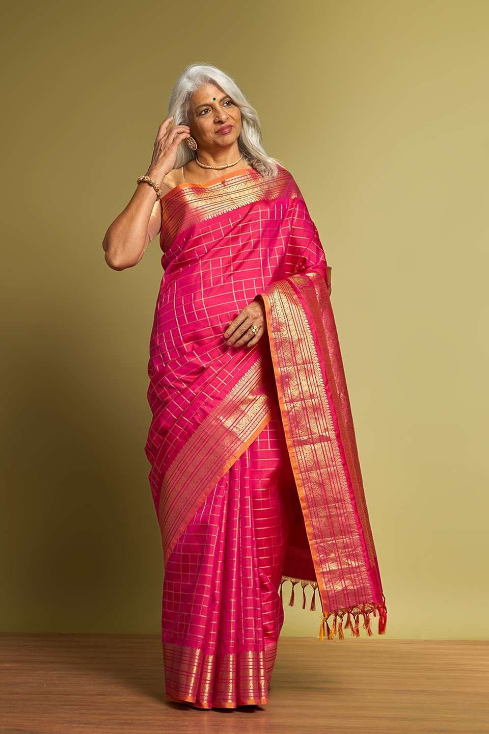 Dark Pink Woven Silk Gadwal Saree