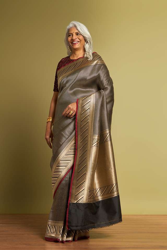 Black Pure Silk Brocade Banarasi Saree thumbnail image number null