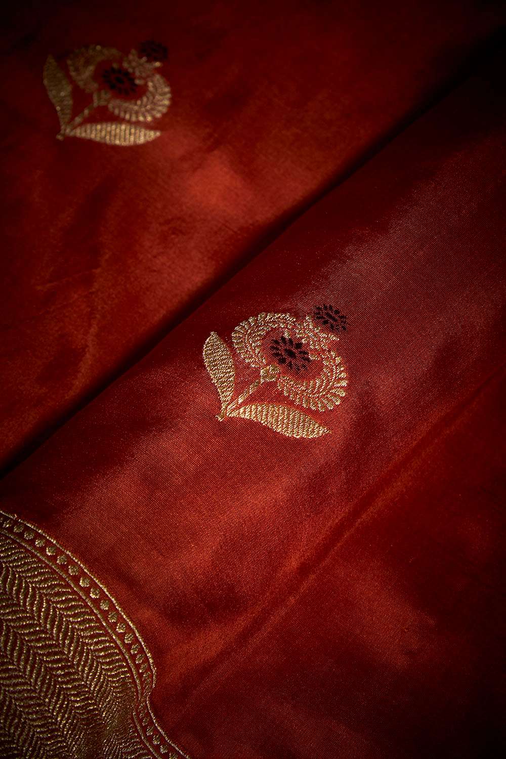 Orange Pure Silk Kadwa Banarasi Saree image number null