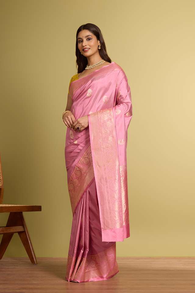 Light Pink Pure Silk Kadwa Banarasi Saree thumbnail image number null