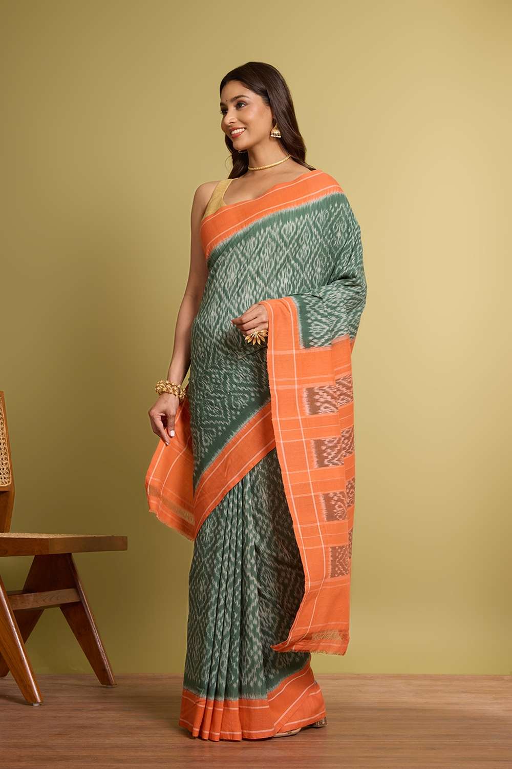 Dark Green Pure Cotton Ikat Saree image number null