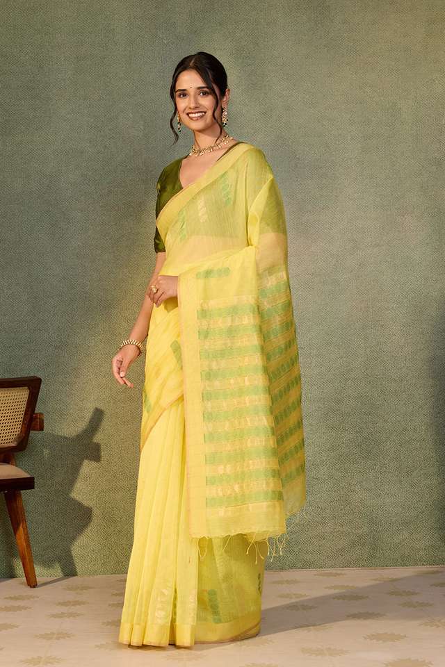 Yellow Woven Pure Silk Cotton Bengal Saree thumbnail image number null
