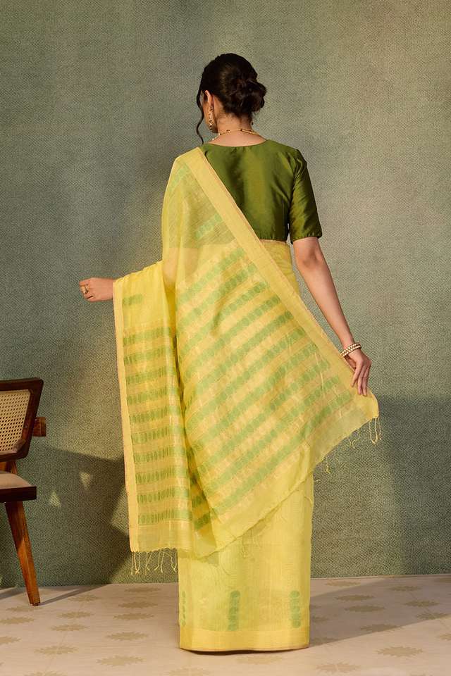Yellow Woven Pure Silk Cotton Bengal Saree thumbnail image number null