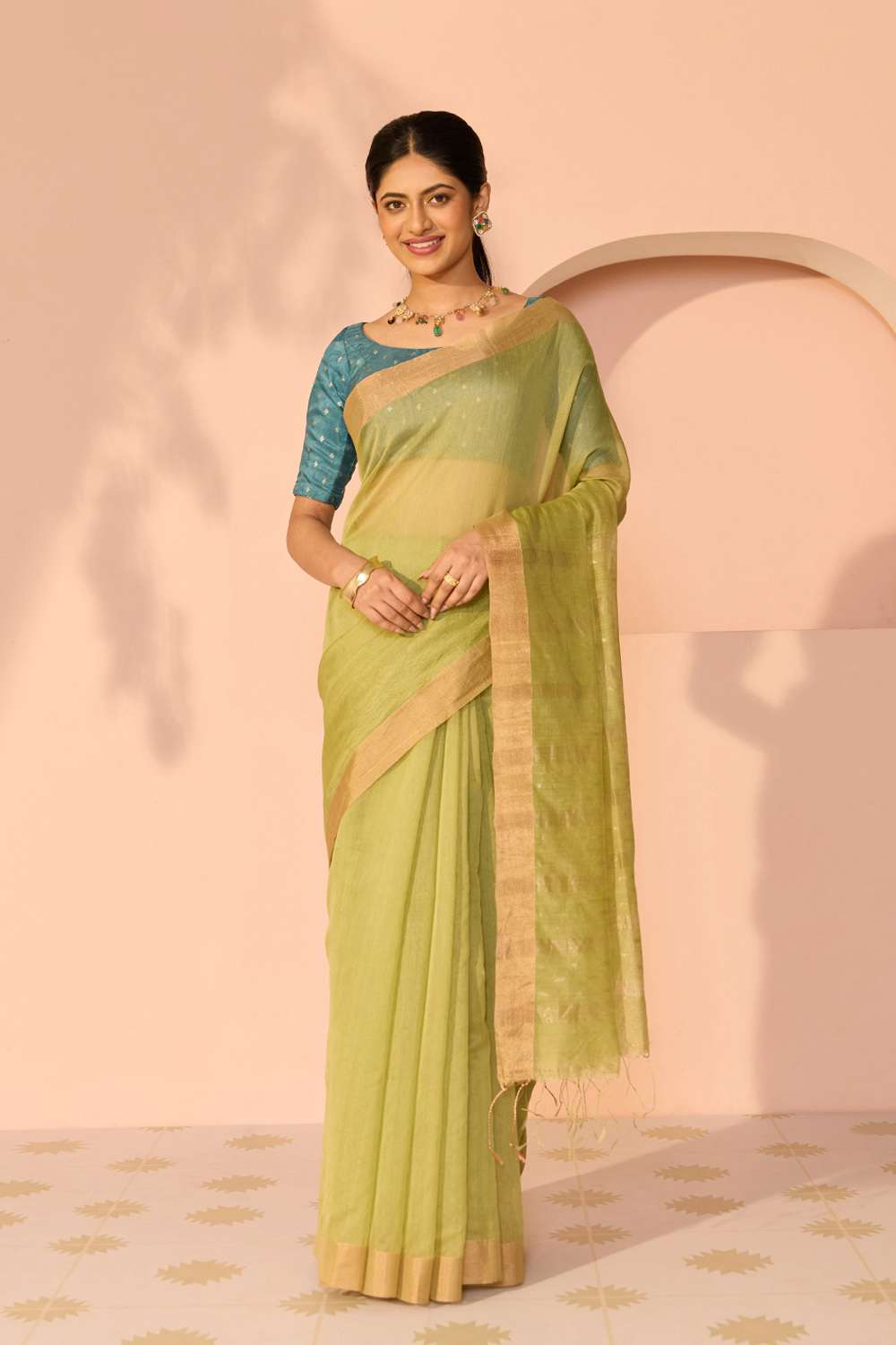 Light Green Bengal Pure Silk Cotton Jamdani Saree image number null