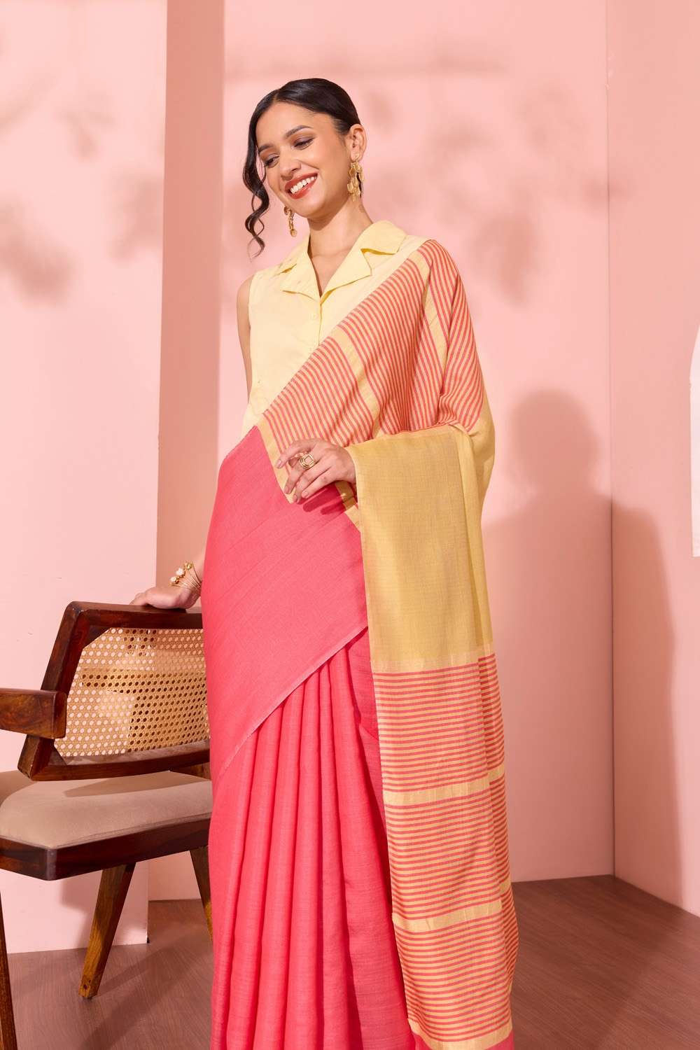 Red Bhagalpur Woven Silk Viscose Saree image number null