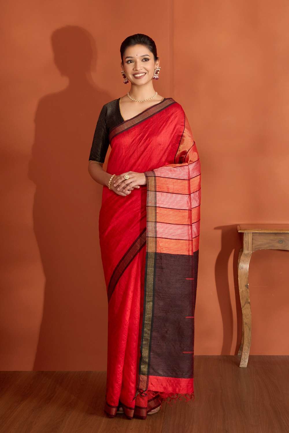 Red Bhagalpur Woven Pure Tussar Silk Saree image number null