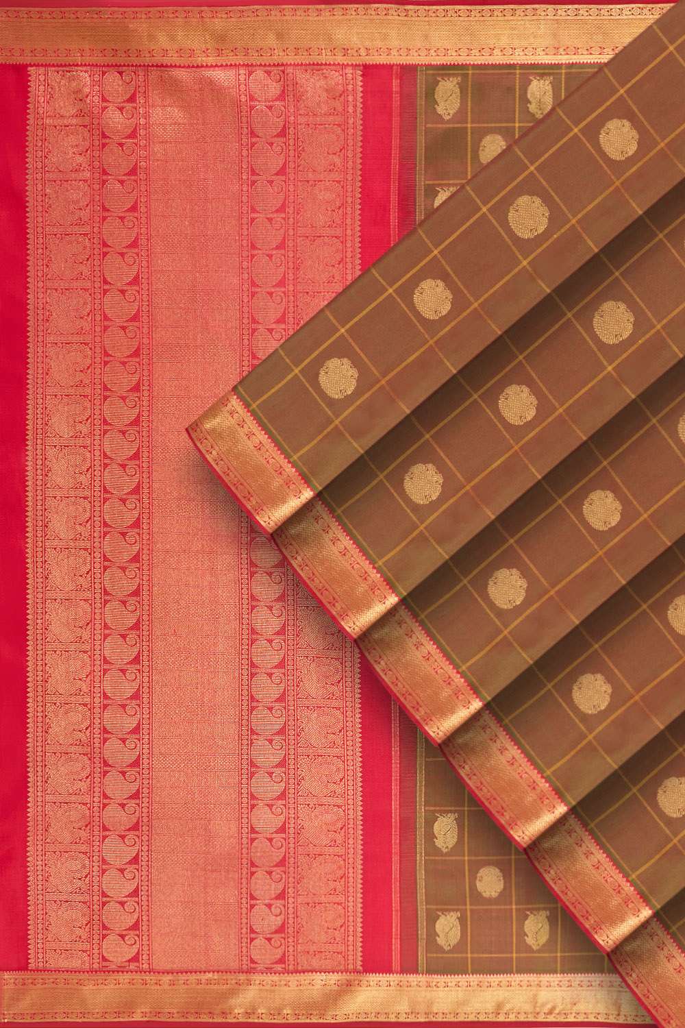Green Pure Silk Woven Kanjivaram Saree image number null