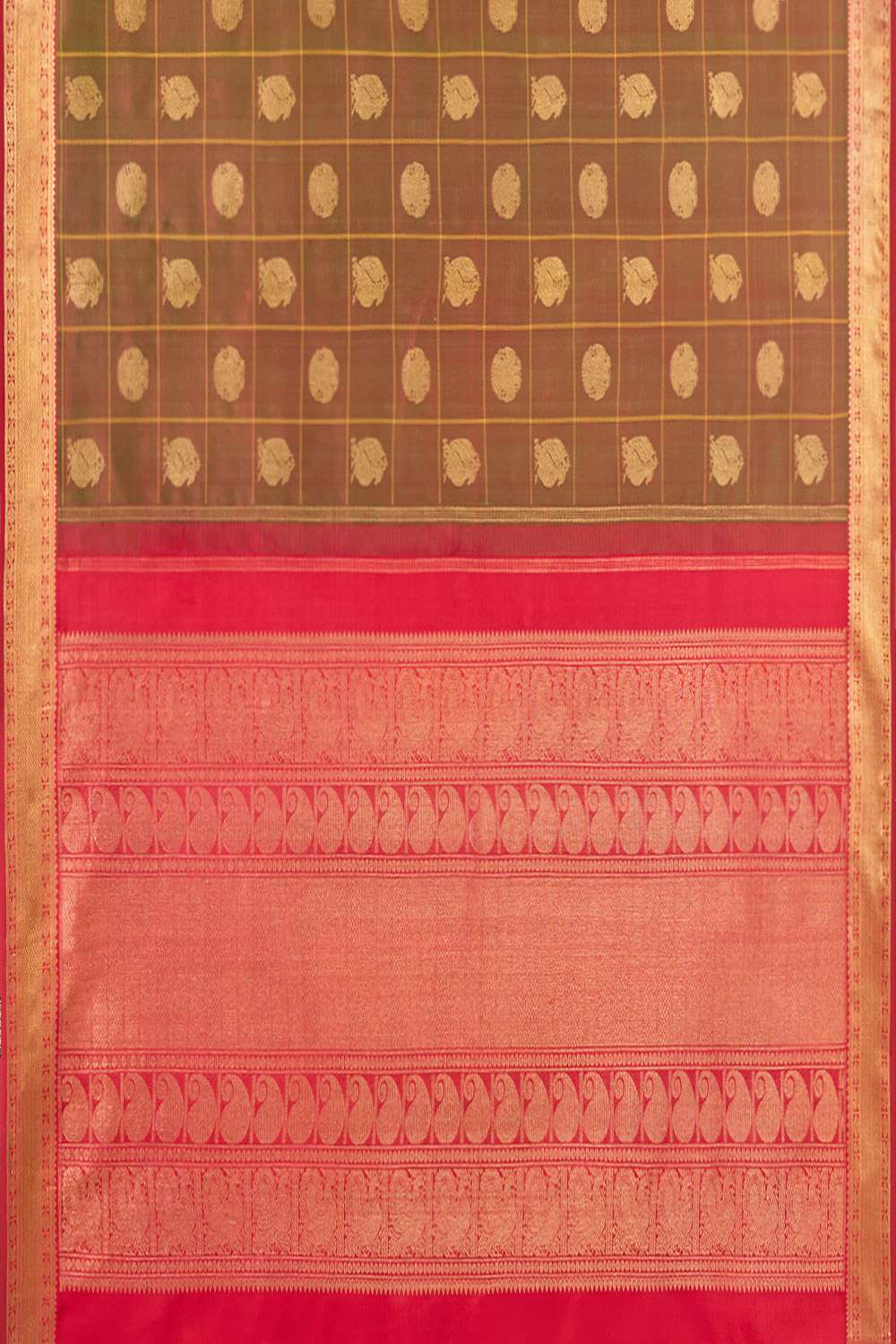 Green Pure Silk Woven Kanjivaram Saree image number null
