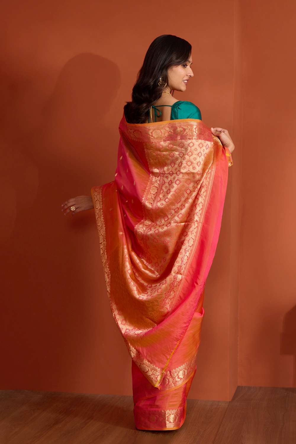 Pink Silk Viscose Banaras Cutwork Saree image number null