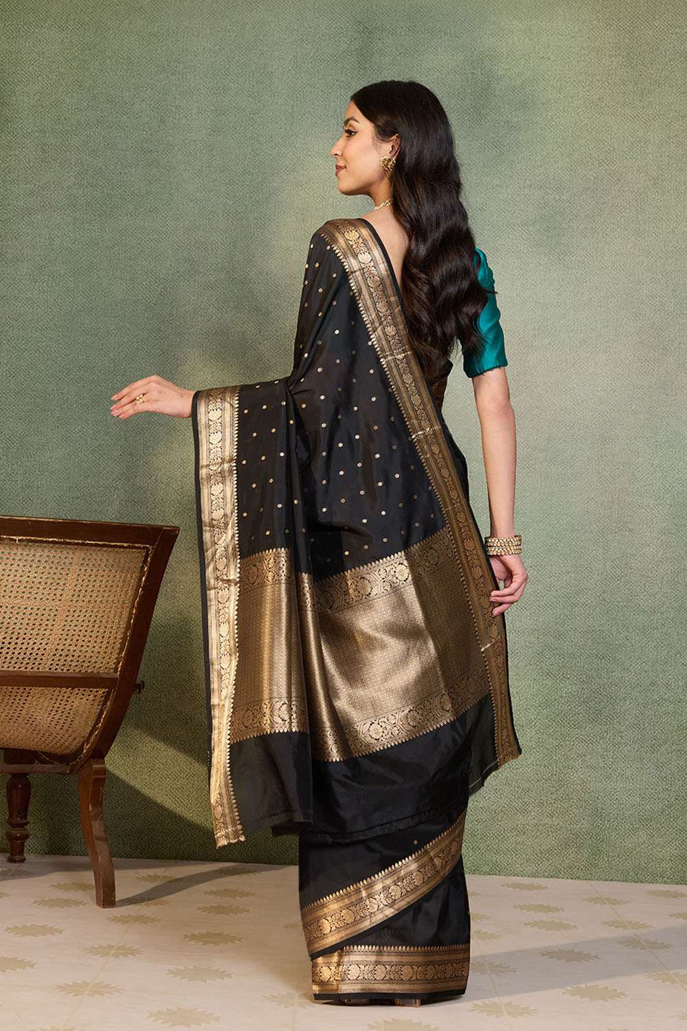 Black Silk Viscose Cutwork Banarasi Saree image number null