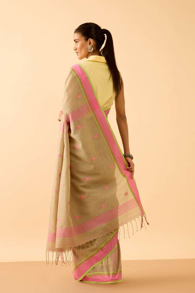 Green Woven Pure Cotton Bengal Saree thumbnail image number null