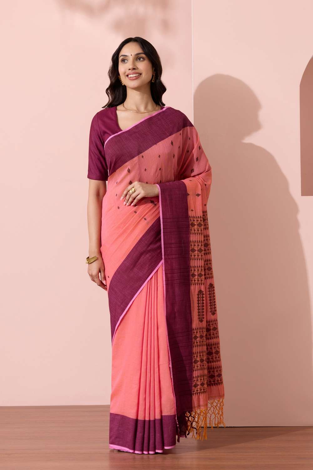 Light Pink Woven Pure Cotton Bengal Saree image number null