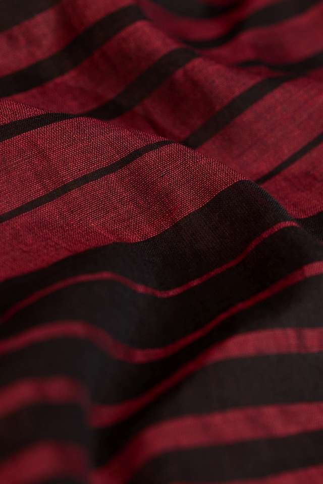 Black Bengal Pure Cotton Jamdani Saree thumbnail image number null