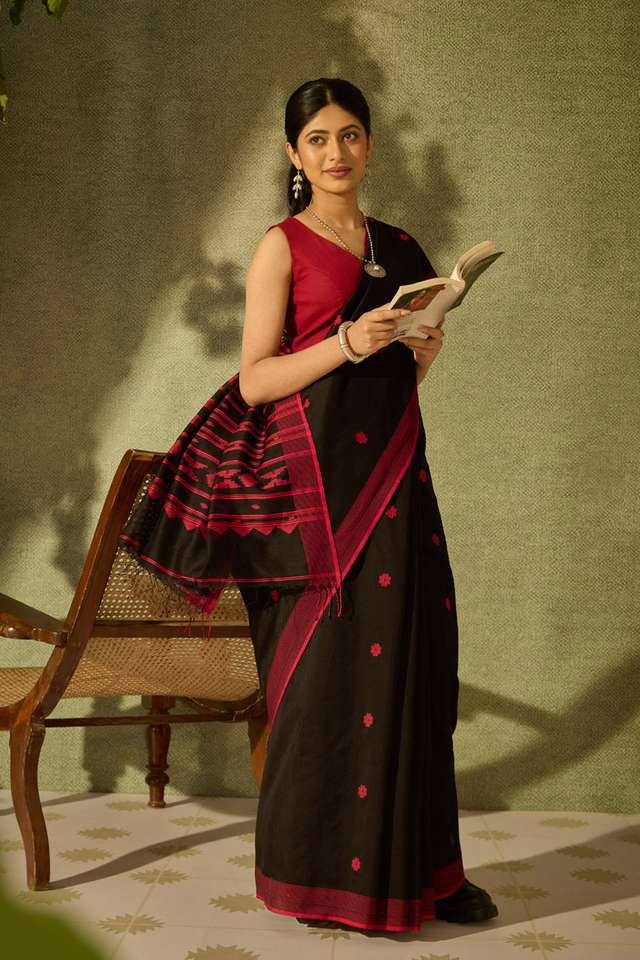 Black Bengal Pure Silk Cotton Jamdani Saree thumbnail image number null