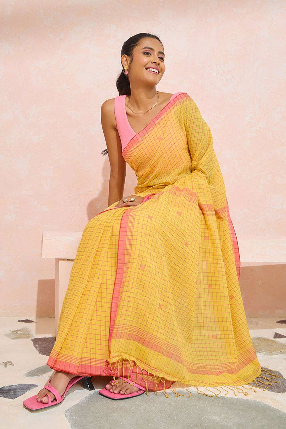 Yellow Bengal Pure Cotton Jamdani Saree image number null