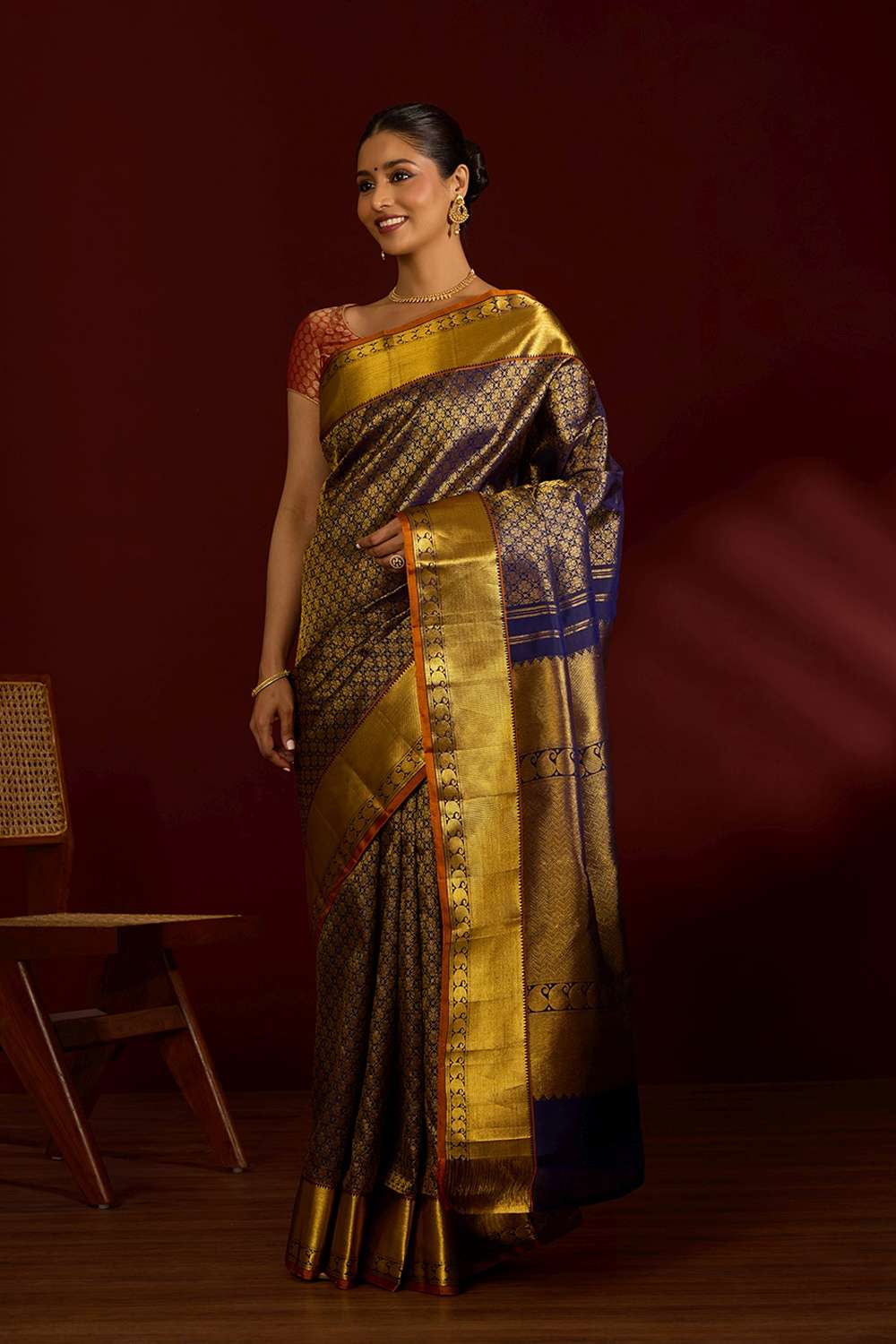 Dark Violet Pure Silk Woven Kanjivaram Saree image number null