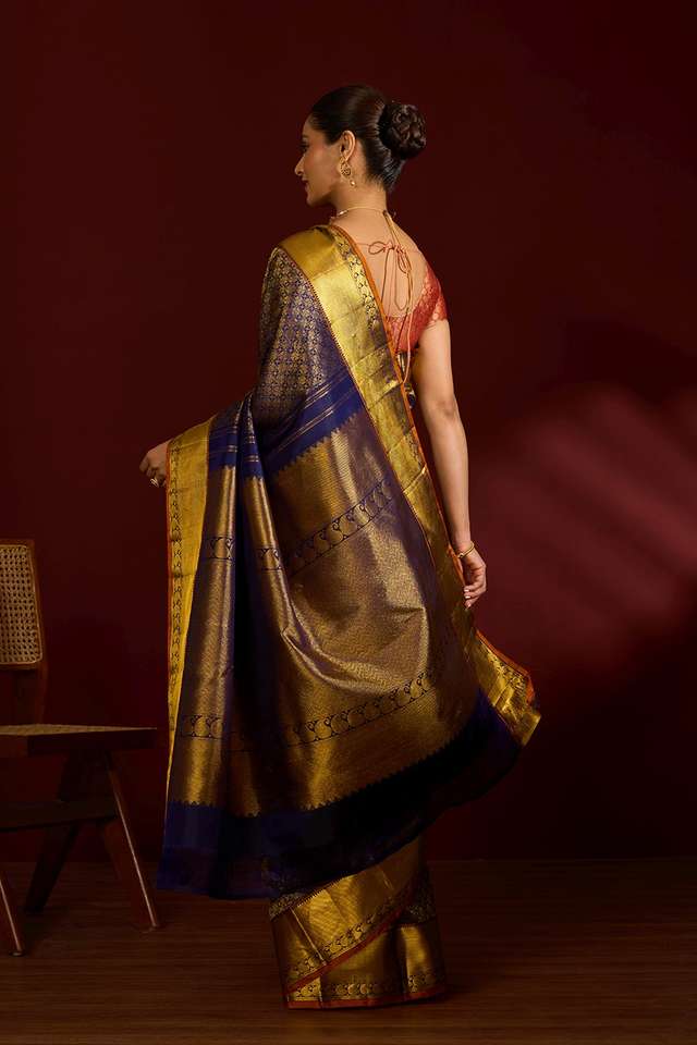Dark Violet Pure Silk Woven Kanjivaram Saree thumbnail image number null