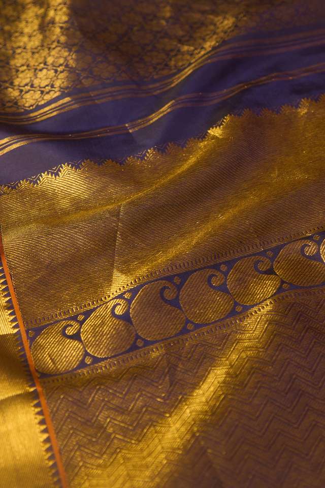 Dark Violet Pure Silk Woven Kanjivaram Saree thumbnail image number null