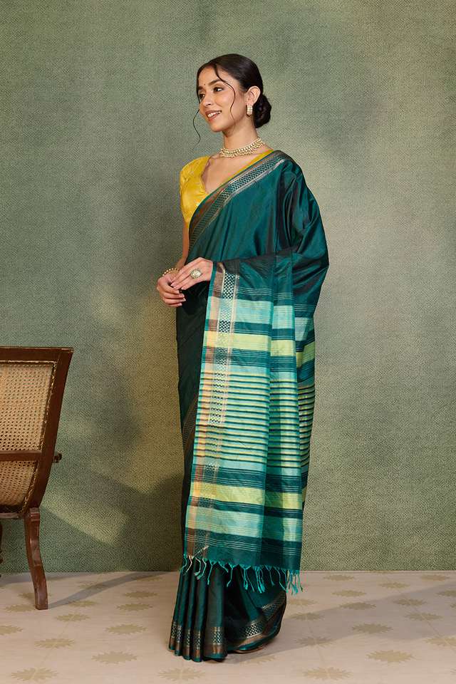 Dark Green Pure Silk Woven Bishnupur Saree thumbnail image number null