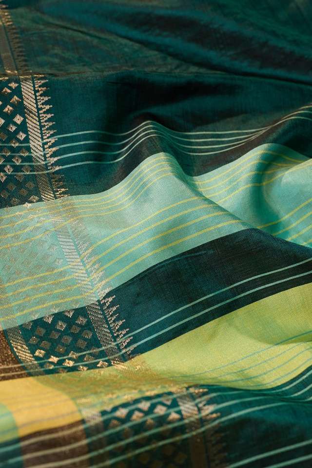 Dark Green Pure Silk Woven Bishnupur Saree thumbnail image number null