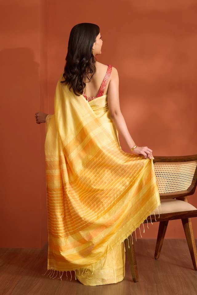 Yellow Pure Silk Bishnupur Woven Saree thumbnail image number null