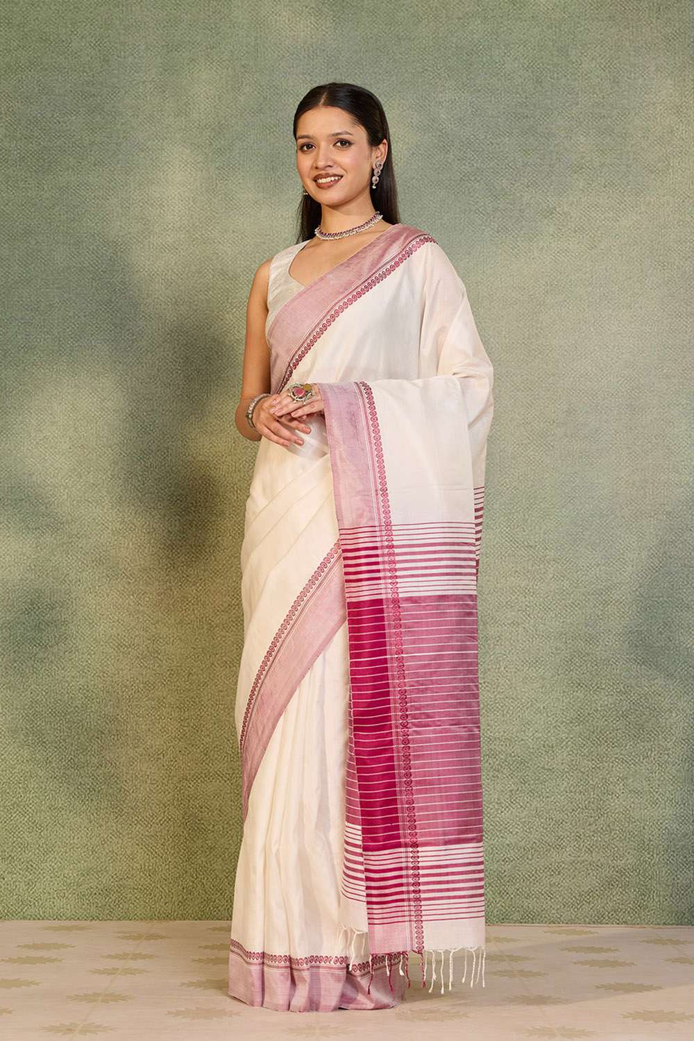 Off White Bishnupur Pure Silk Woven Saree image number null